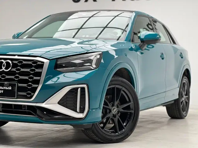 Audi Q2L — Фото автомобиля 6