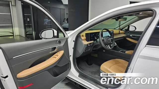 Hyundai Sonata Inspiration — Фото автомобиля 10
