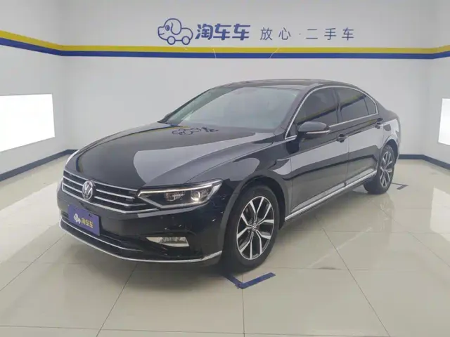 Фотография автомобиля — Volkswagen Magotan
