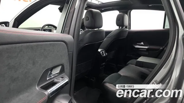 Mercedes-Benz GLA-Class — Фото автомобиля 11