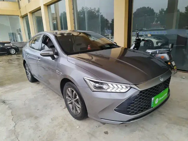 BYD Qin PLUS — Фото автомобиля 3
