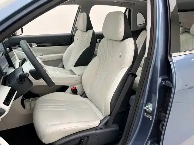 Geely Galaxy E5 — Фото автомобиля 16