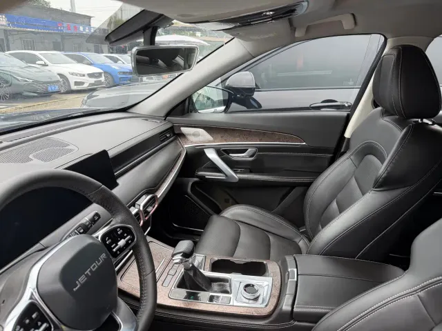 Jetour X70 Plus — Фото автомобиля 6
