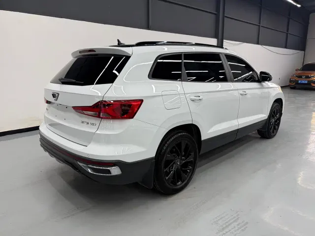 Jetta VS7 — Фото автомобиля 5