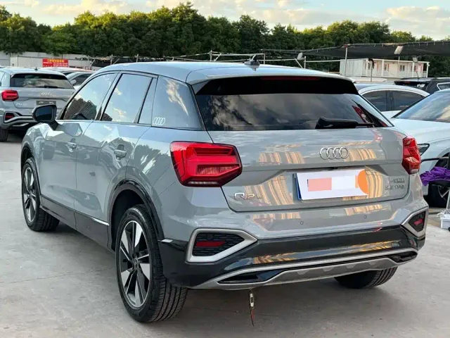 Audi Q2L — Фото автомобиля 8