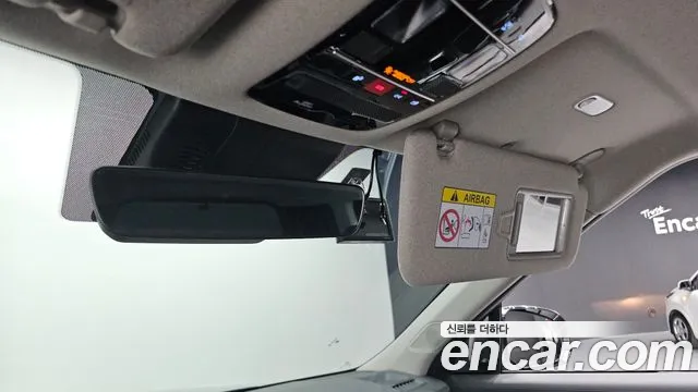Hyundai Santafe — Фото автомобиля 16