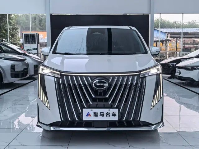 GAC Trumpchi M8 — Фото автомобиля 2