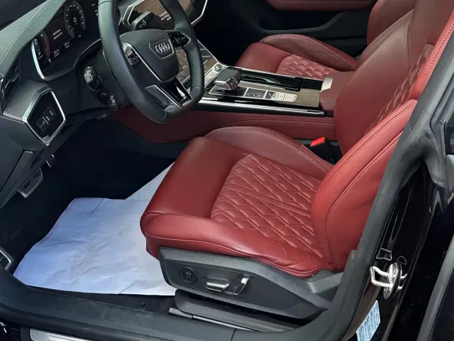 Audi A7L — Фото автомобиля 4