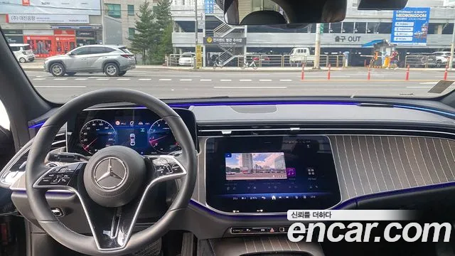 Mercedes-Benz E-Class — Фото автомобиля 13