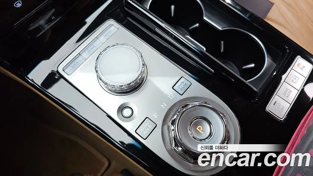Genesis G80 Бензин 2.5 турбо 2WD — Фото автомобиля 9