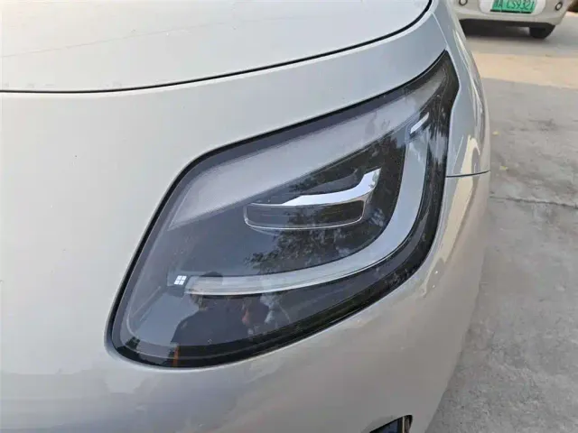 GAC Aion UT — Фото автомобиля 22