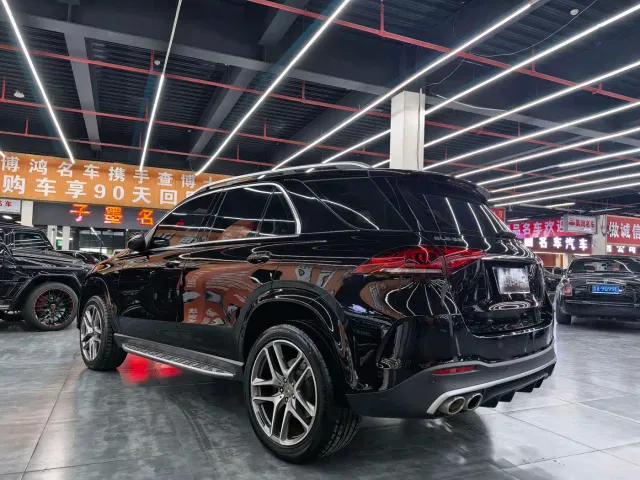 Mercedes-Benz GLE-Class AMG — Фото автомобиля 17