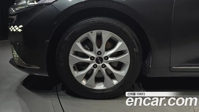 Kia K8 2.5 Бензин 2WD — Фото автомобиля 5
