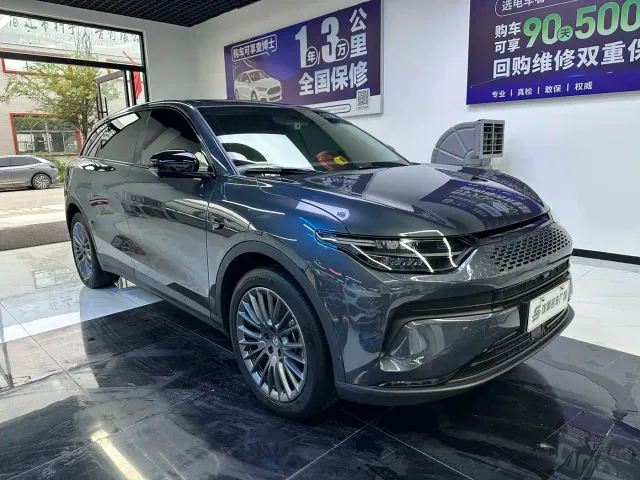 Leapmotor C11 — Фото автомобиля 3