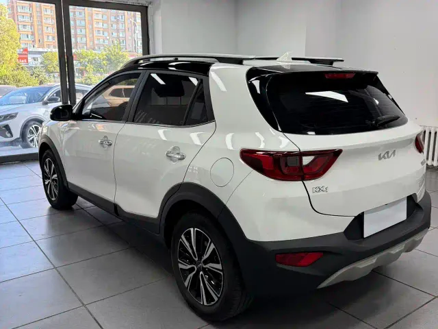 Kia KX1 — Фото автомобиля 5