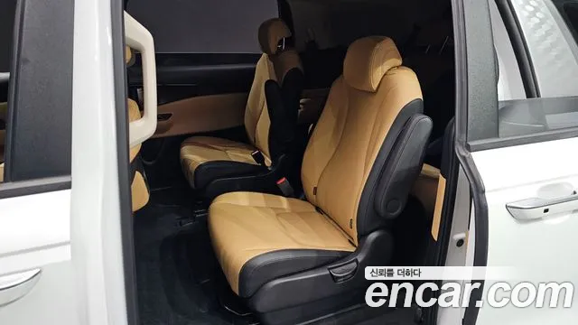 Kia Carnival 4th Gen — Фото автомобиля 12