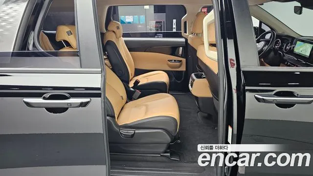 Kia Canival Carnival 4 поколение Бензин 9 мест Prestige — Фото автомобиля 11