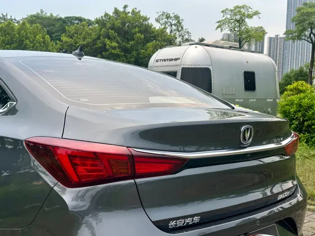 Changan Eado — Фото автомобиля 21