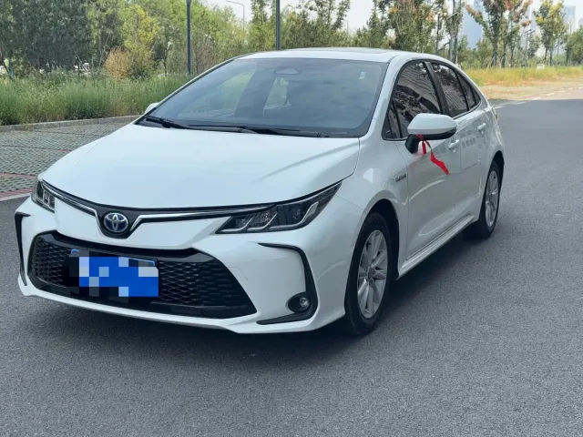 Фотография автомобиля — Toyota Corolla
