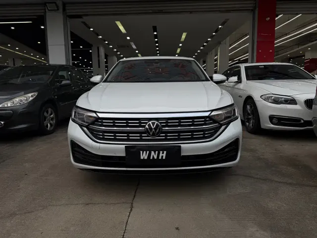 Volkswagen Sagitar — Фото автомобиля 2