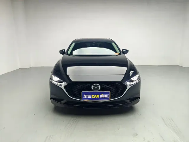 Mazda Axela — Фото автомобиля 2
