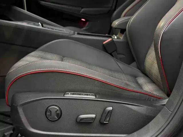 Volkswagen Golf GTI — Фото автомобиля 16
