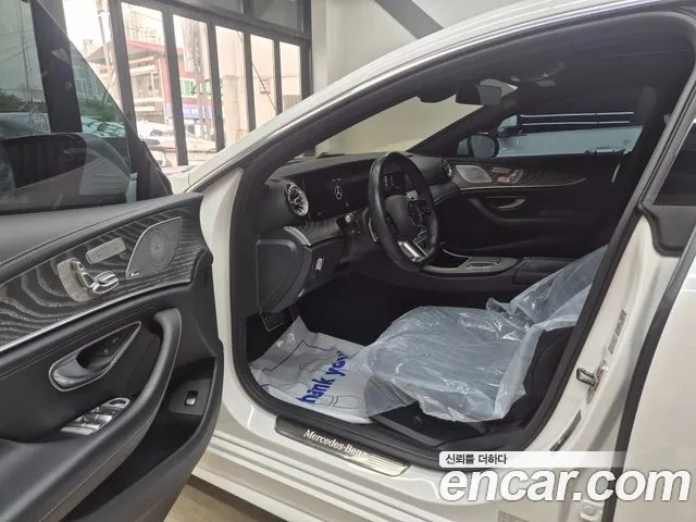 Mercedes-Benz CLS-Class — Фото автомобиля 15