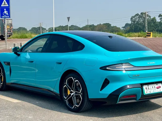 Xiaomi SU7 — Фото автомобиля 7