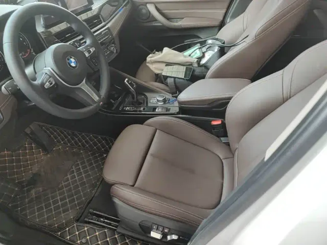 BMW X1 — Фото автомобиля 14