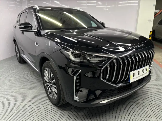 Jetour X70 Plus — Фото автомобиля 3