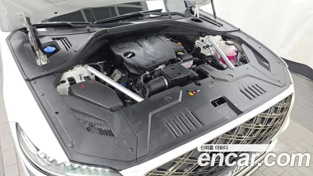 Genesis GV70 2.5T Бензин AWD — Фото автомобиля 6
