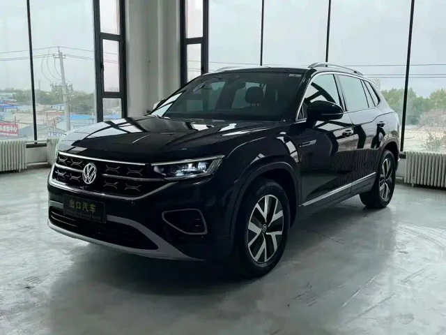 Фотография автомобиля — Volkswagen Tayron