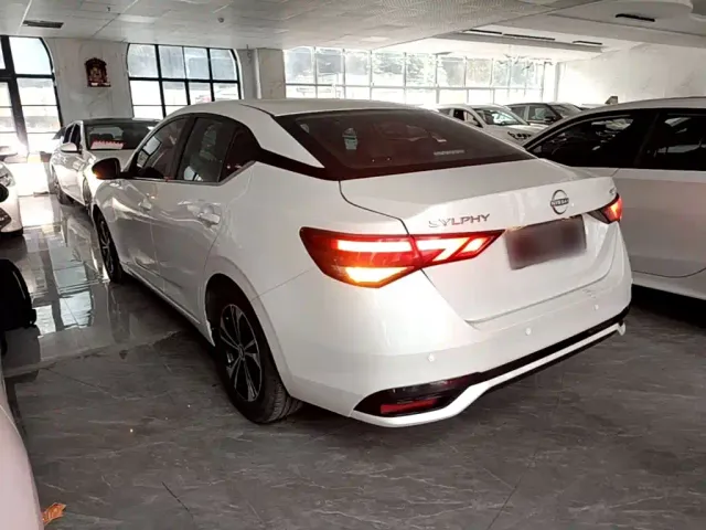 Nissan Sylphy — Фото автомобиля 4