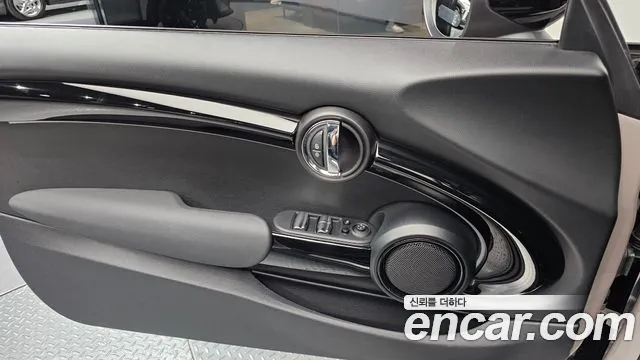 MINI Cooper Convertible — Фото автомобиля 13