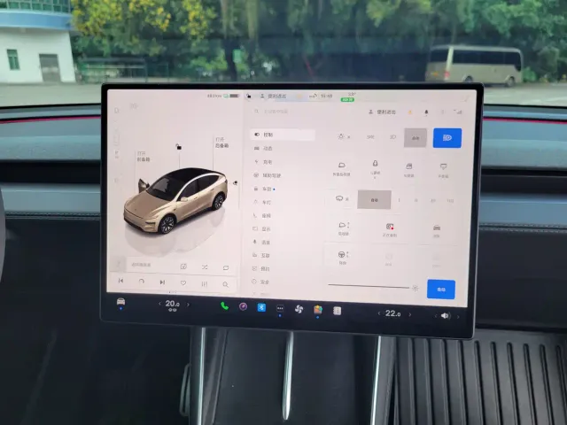 Tesla Model Y L 2025 Facelift Long Range AWD — Фото автомобиля 16