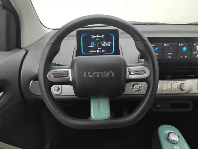 Changan Lumin — Фото автомобиля 15