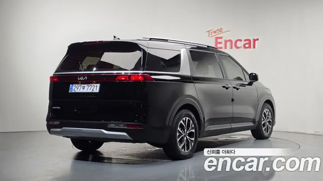 Kia Canival Carnival 4 поколение Дизель 9 мест Prestige — Фото автомобиля 2