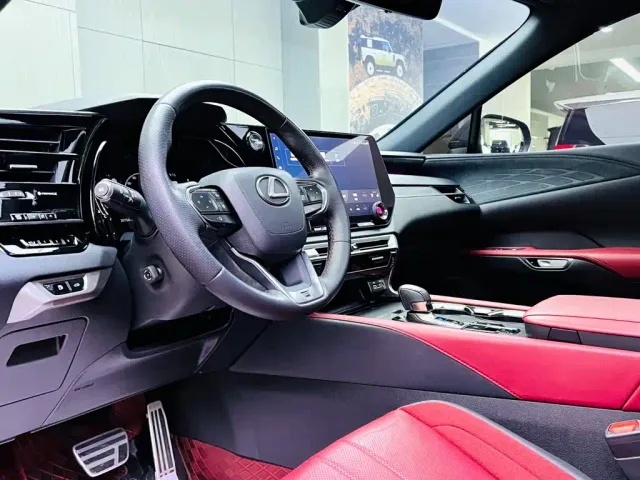 Lexus RX — Фото автомобиля 8