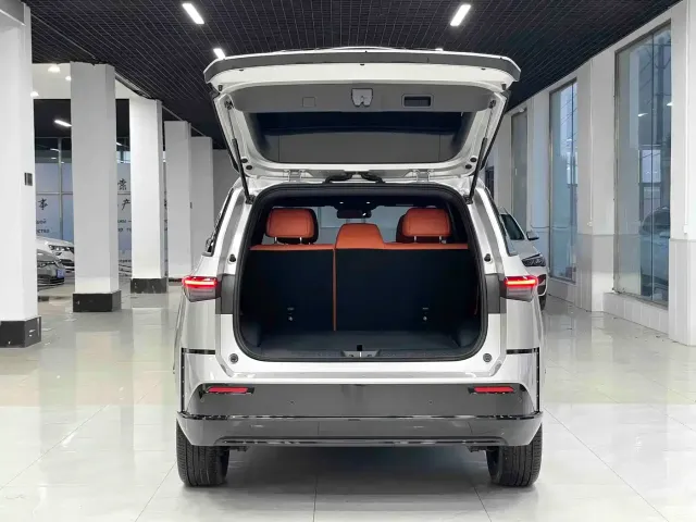 Toyota BoZhi 3X — Фото автомобиля 14