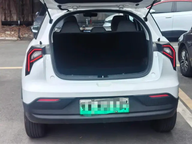 Geely Geometry E Firefly — Фото автомобиля 12