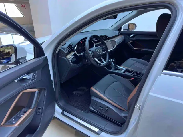 Audi Q3 — Фото автомобиля 13