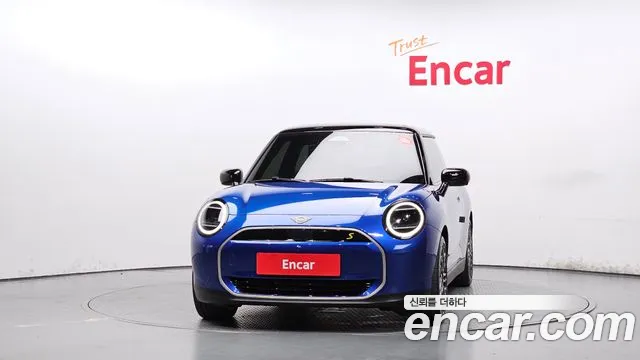Mini Cooper — Фото автомобиля 3