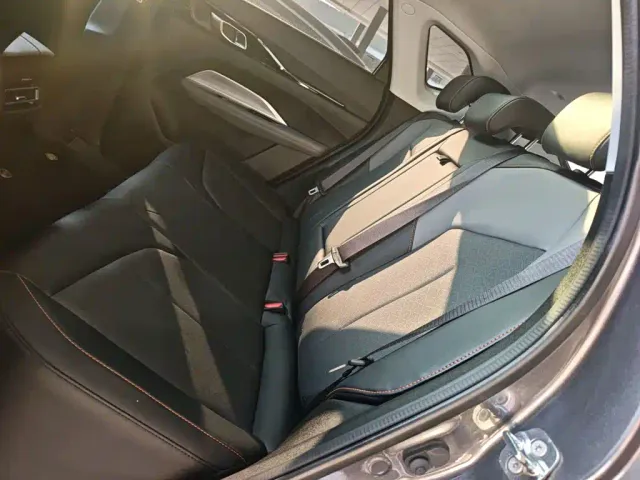 Changan Z6 — Фото автомобиля 12