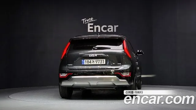 Kia Niro The All New Niro Signature — Фото автомобиля 4