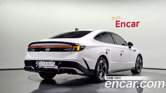 Фотография автомобиля — Hyundai Sonata DN8