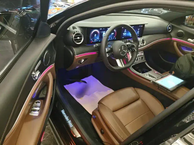 Mercedes-Benz E-Class — Фото автомобиля 15