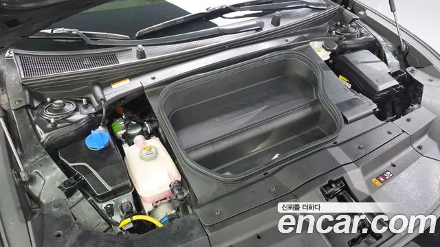 Hyundai Ioniq 6 — Фото автомобиля 9