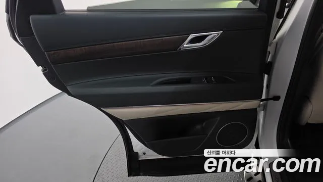 Genesis GV80 — Фото автомобиля 14