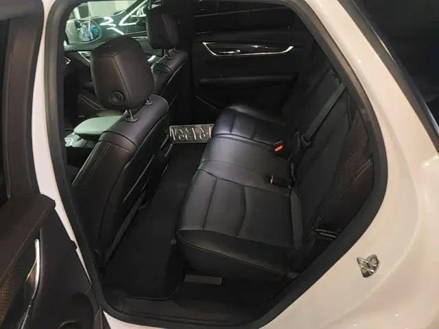 Cadillac XT5 — Фото автомобиля 16