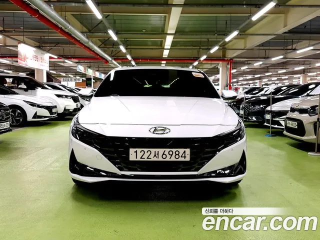 Hyundai Avante CN7 — Фото автомобиля 3